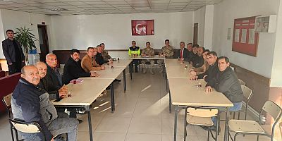 Jandarma’dan İskenderun'da Muhtarlarla Güvenlik Toplantısı